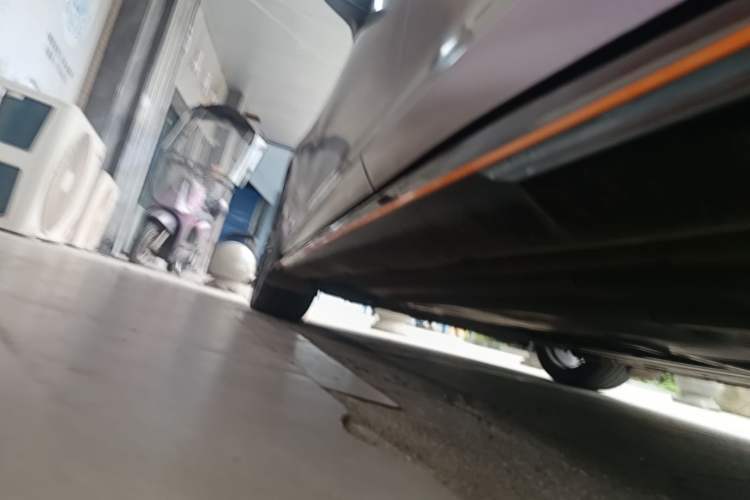 Used CHANGAN UNI-V 2023 1.5T Sport Edition Left Side Sill