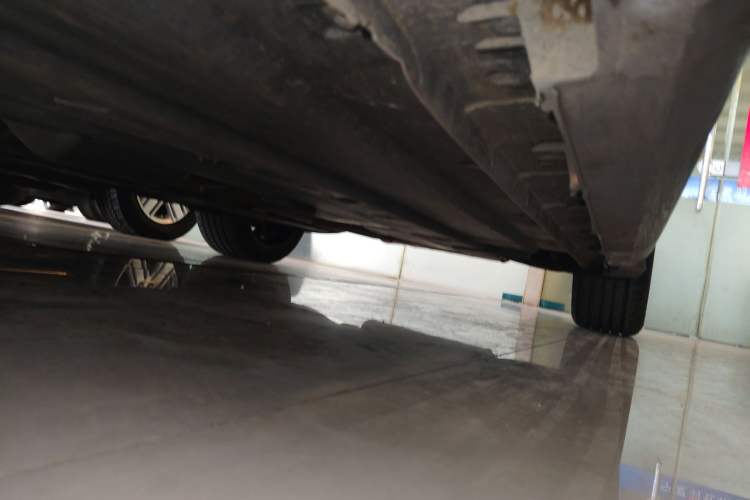 Used CHANGAN UNI-V 2023 1.5T Premium Model Left Side Sill