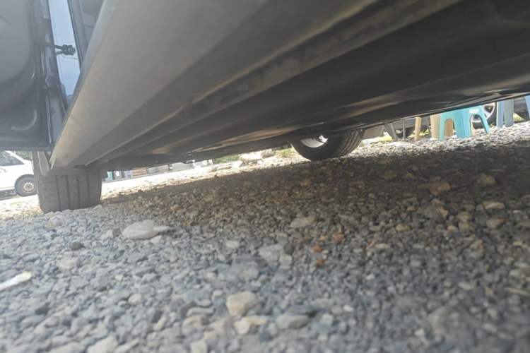 Used CHANGAN UNI-V 2023 1.5T Premium Model Left Side Sill