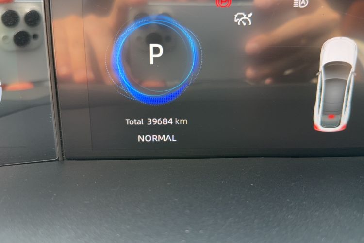 Used CHANGAN UNI-V 2023 1.5T Sport Edition Odometer Close Up
