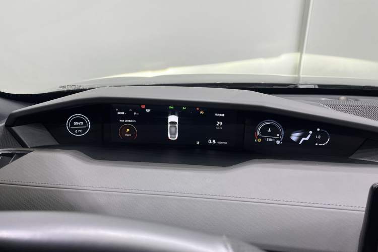 Used CHANGAN UNI-V 2023 1.5T Prestige Model Odometer Close Up