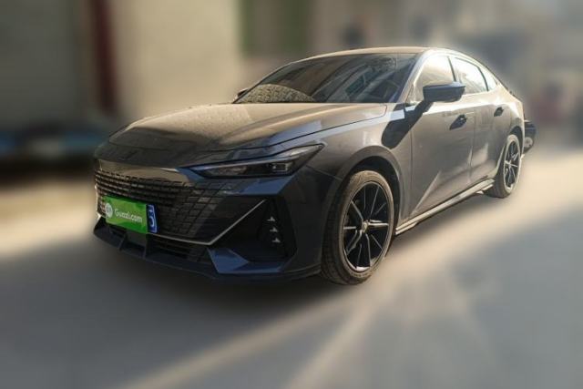 Used CHANGAN UNI-V 2023 1.5T Prestige Model