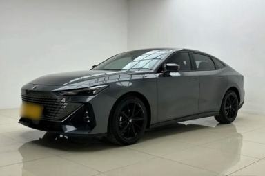 Used CHANGAN UNI-V 2023 1.5T Prestige Model