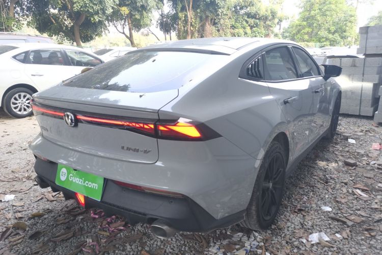 Used CHANGAN UNI-V 2023 1.5T Prestige Model Rear Right 45 Deg