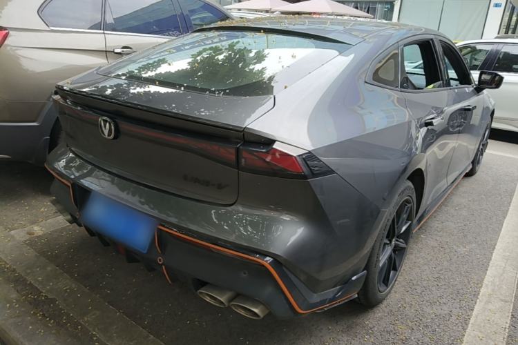Used CHANGAN UNI-V 2023 2.0T Leading-Speed Edition Rear Right 45 Deg