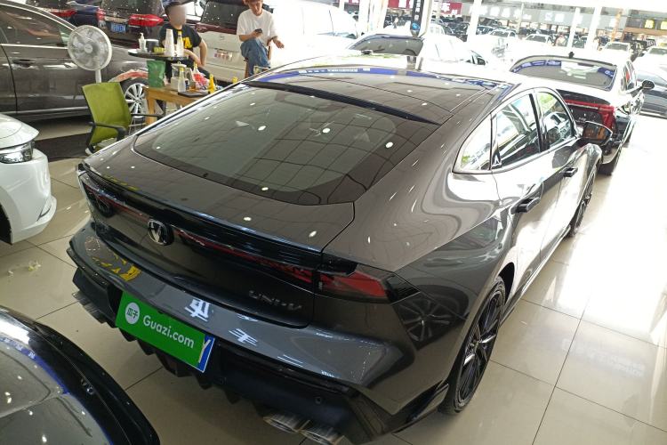 Used CHANGAN UNI-V 2023 1.5T Sport Edition Rear Right 45 Deg