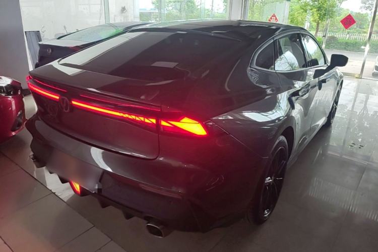Used CHANGAN UNI-V 2023 1.5T Prestige Model Rear Right 45 Deg