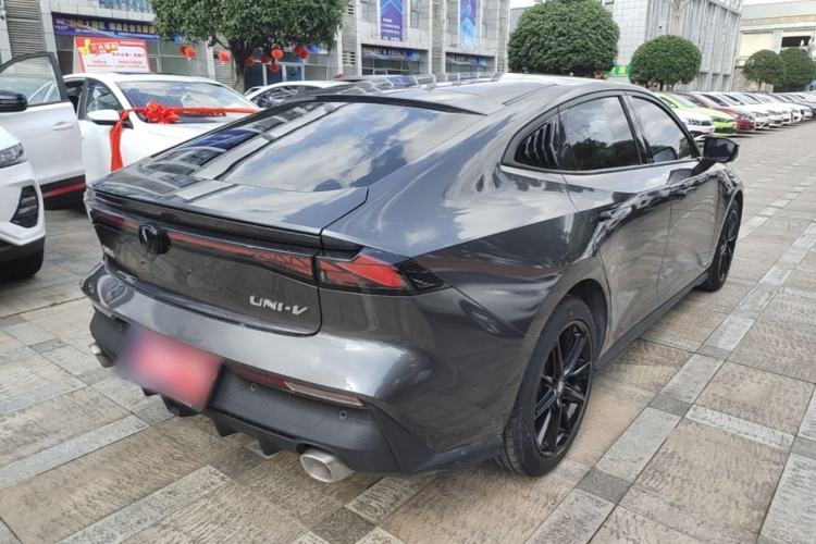 Used CHANGAN UNI-V 2023 1.5T Prestige Model Rear Right 45 Deg