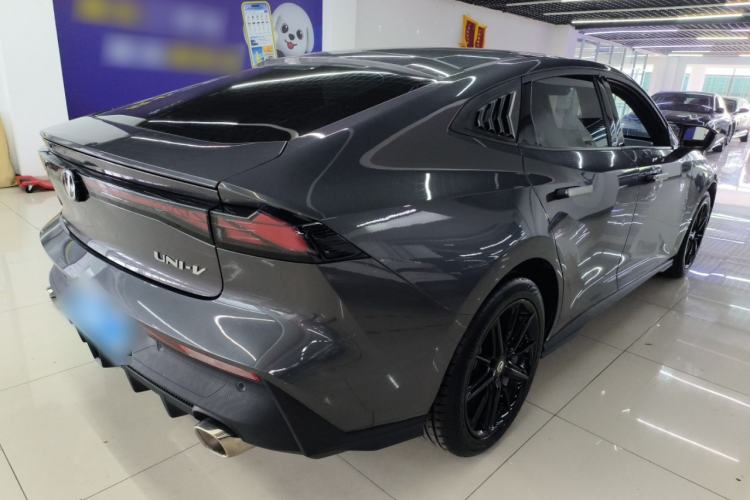 Used CHANGAN UNI-V 2023 1.5T Prestige Model Rear Right 45 Deg