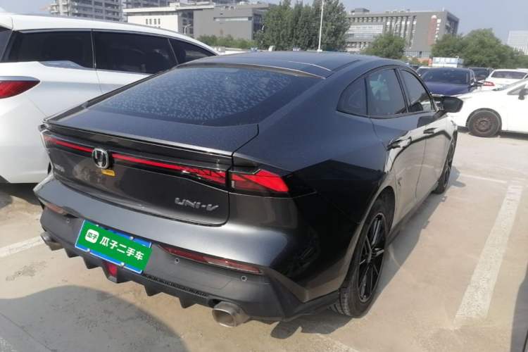 Used CHANGAN UNI-V 2023 1.5T Prestige Model Rear Right 45 Deg