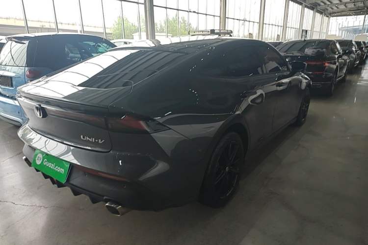 Used CHANGAN UNI-V 2023 1.5T Prestige Model Rear Right 45 Deg