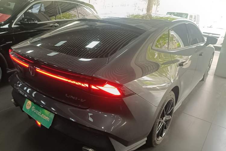 Used CHANGAN UNI-V 2023 1.5T Prestige Model Rear Right 45 Deg