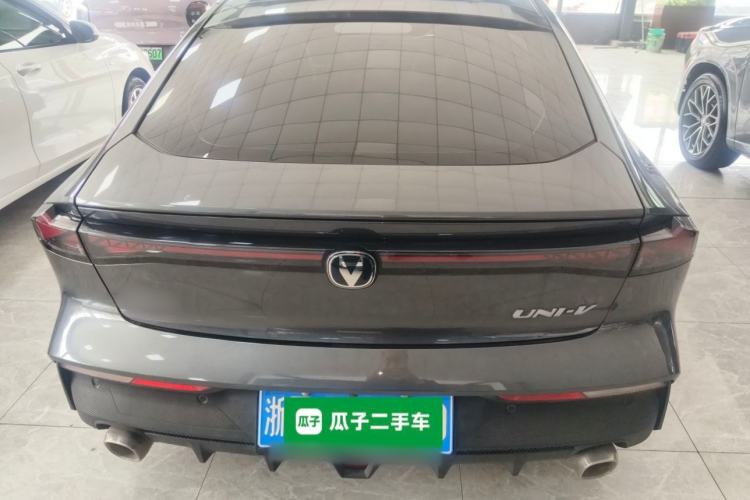 Used CHANGAN UNI-V 2023 1.5T Smart Navigation Version Rear