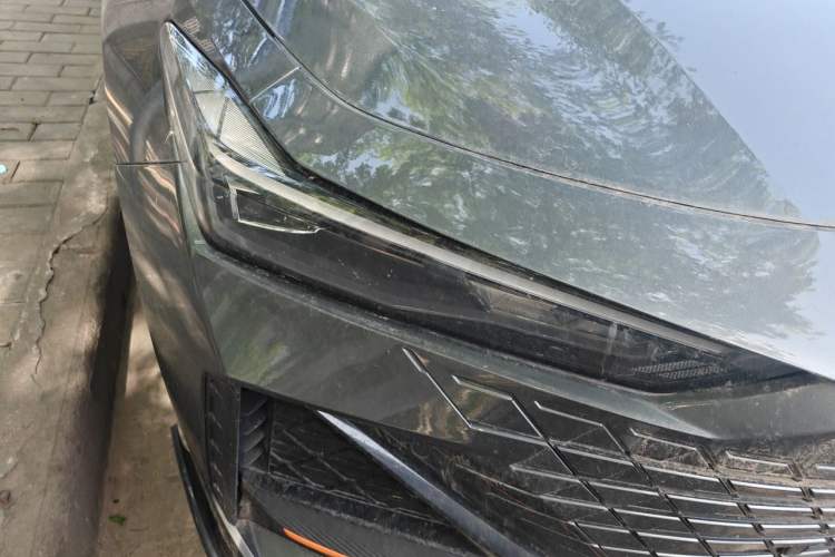 Used CHANGAN UNI-V 2023 1.5T Sport Edition Right Front Headlight
