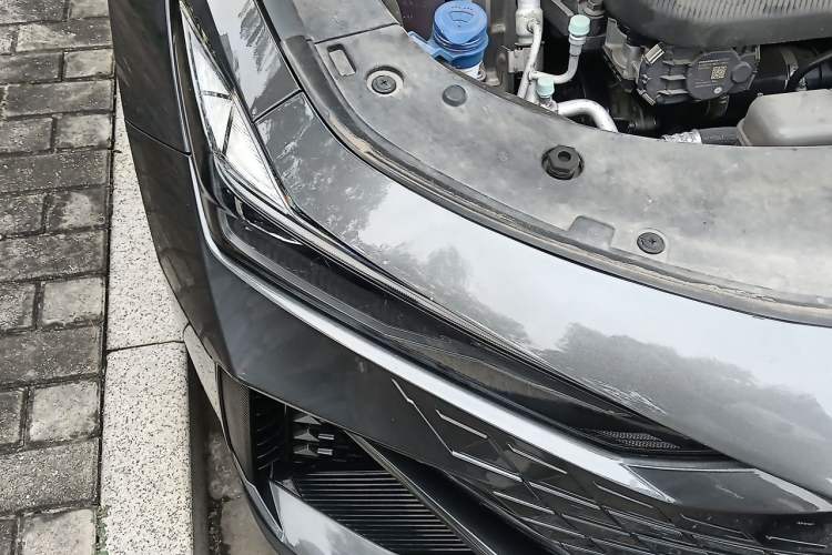 Used CHANGAN UNI-V 2023 1.5T Prestige Model Right Front Headlight