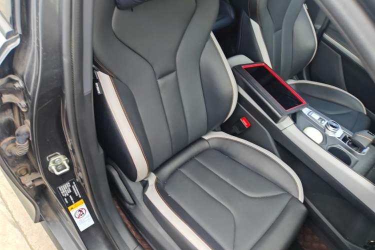 Used CHANGAN UNI-V 2023 1.5T Premium Model Right Front Seat