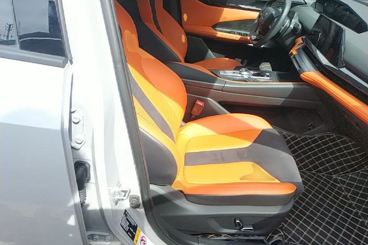 Used CHANGAN UNI-V 2023 1.5T Sport Edition Right Front Seat