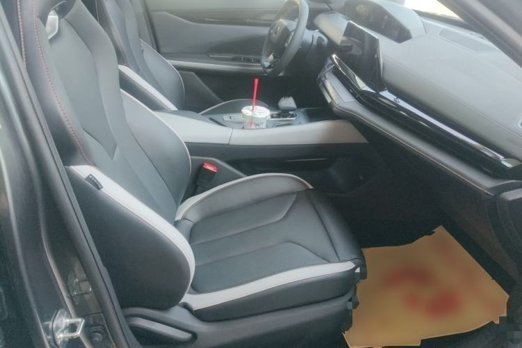 Used CHANGAN UNI-V 2023 1.5T Premium Model Right Front Seat