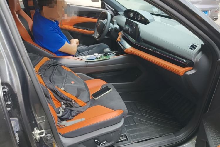 Used CHANGAN UNI-V 2023 2.0T Leading-Speed Edition Right Front Seat