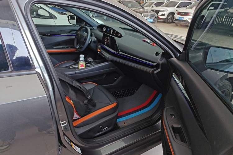 Used CHANGAN UNI-V 2023 1.5T Prestige Model Right Front Seat