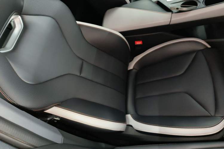 Used CHANGAN UNI-V 2023 1.5T Prestige Model Right Front Seat