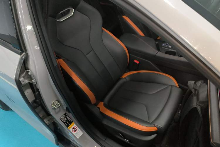Used CHANGAN UNI-V 2023 1.5T Prestige Model Right Front Seat