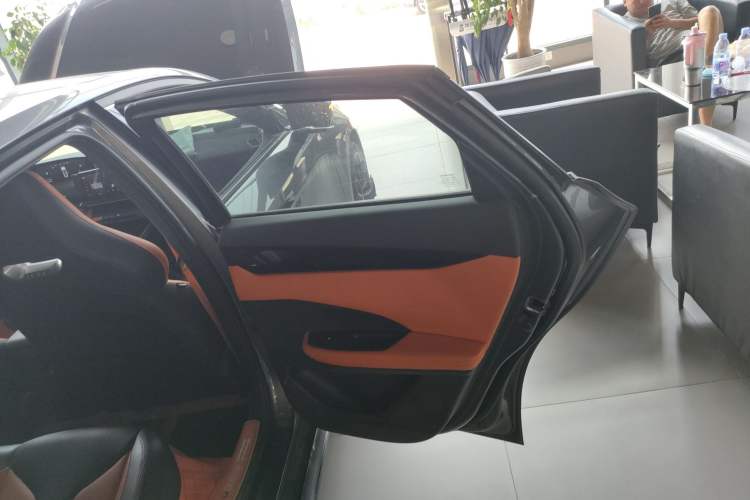 Used CHANGAN UNI-V 2023 1.5T Sport Edition Right Rear Door Interior