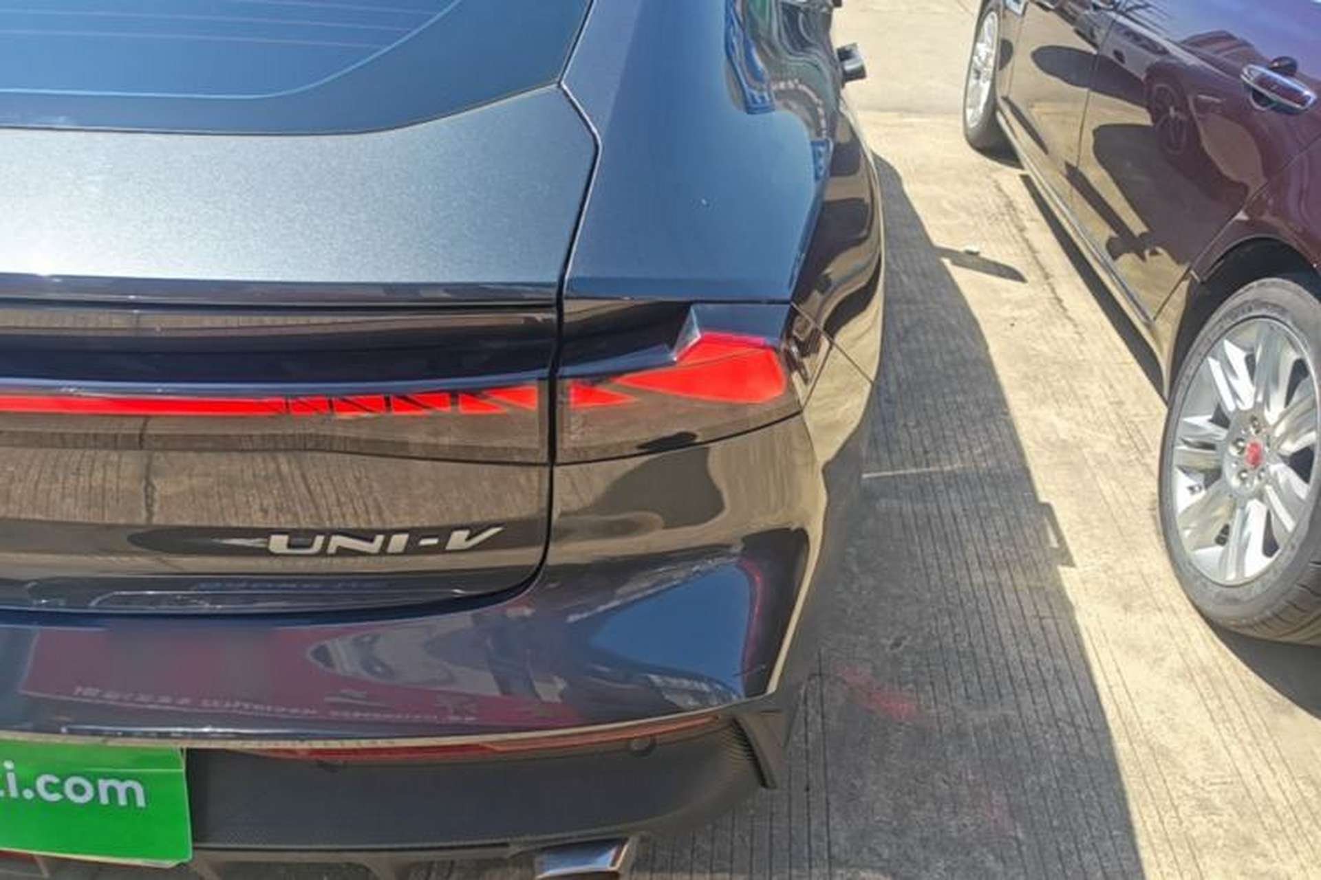 Used CHANGAN UNI-V 2023 1.5T Premium Model Right Rear Taillight