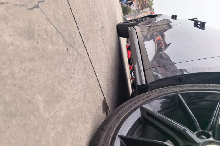 Used CHANGAN UNI-V 2023 1.5T Prestige Model Right Side Sill