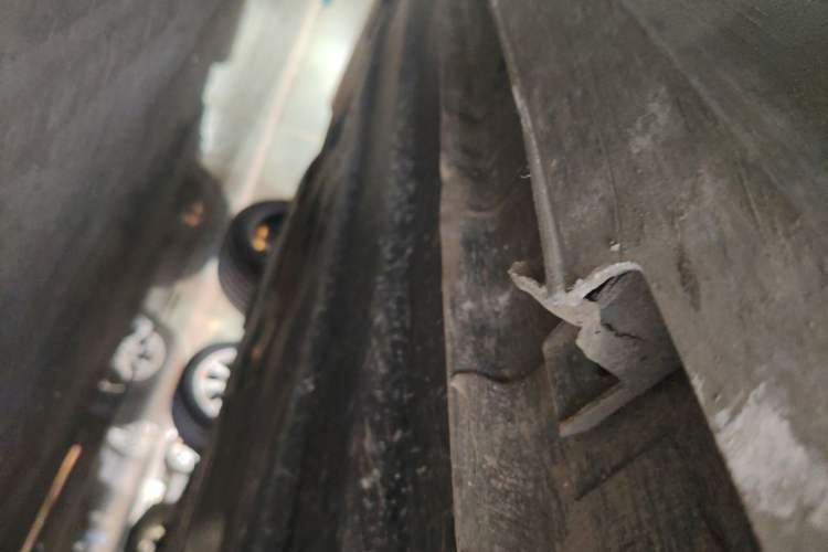 Used CHANGAN UNI-V 2023 1.5T Premium Model Right Side Sill