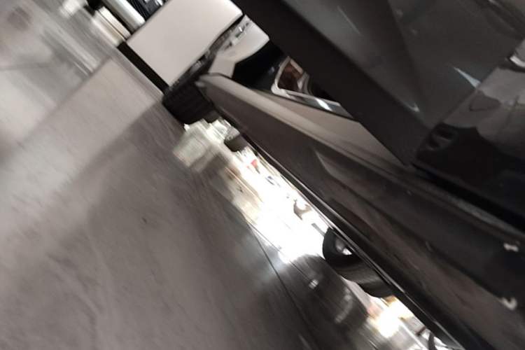 Used CHANGAN UNI-V 2023 1.5T Prestige Model Right Side Sill