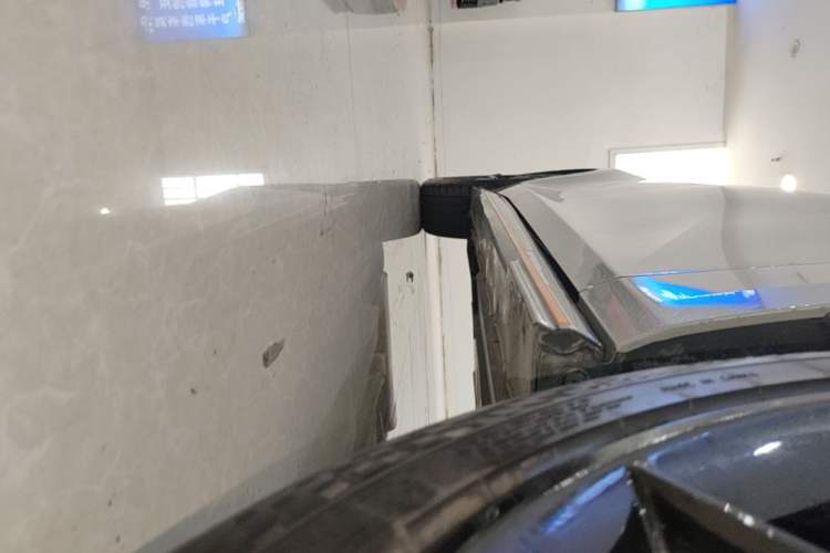 Used CHANGAN UNI-V 2023 2.0T Sport Edition Right Side Sill