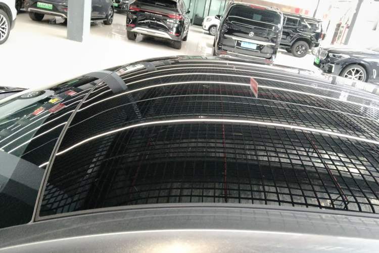 Used CHANGAN UNI-V 2023 1.5T Prestige Model Roof