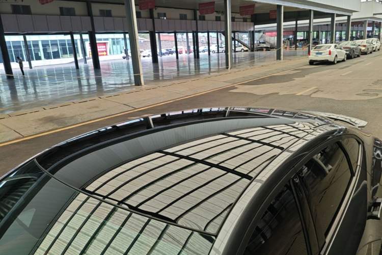 Used CHANGAN UNI-V 2023 1.5T Sport Edition Roof