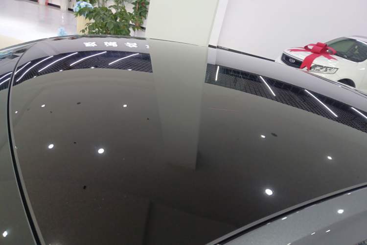 Used CHANGAN UNI-V 2023 1.5T Prestige Model Roof