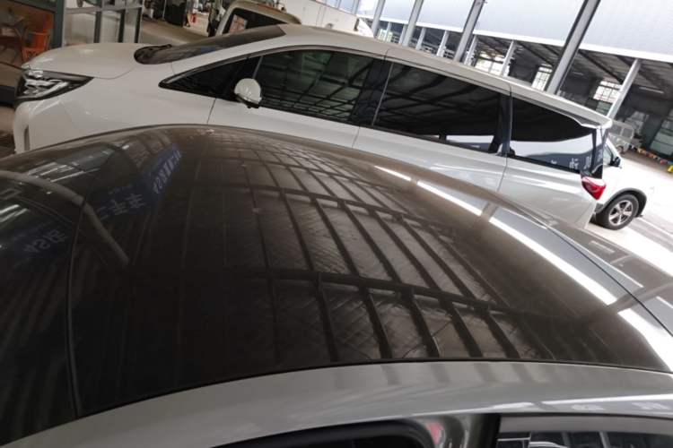 Used CHANGAN UNI-V 2023 1.5T Prestige Model Roof