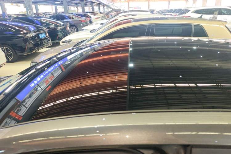 Used CHANGAN UNI-V 2023 1.5T Sport Edition Roof