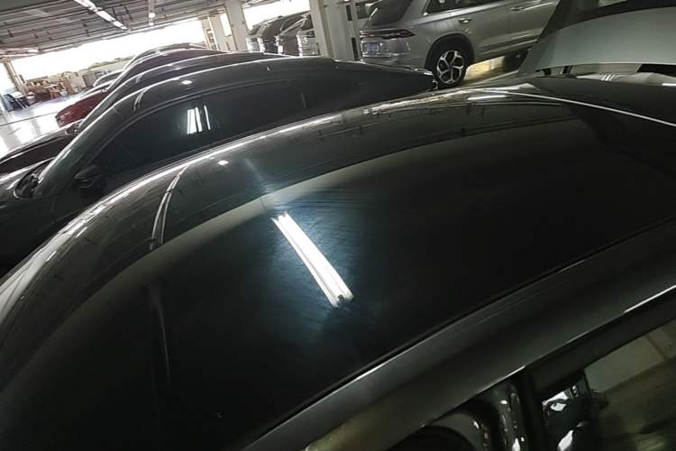 Used CHANGAN UNI-V 2023 1.5T Sport Edition Roof