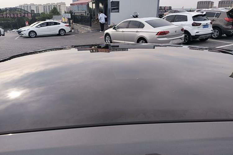 Used CHANGAN UNI-V 2023 1.5T Prestige Model Roof