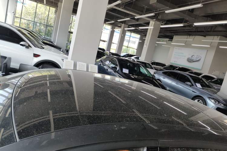 Used CHANGAN UNI-V 2023 1.5T Sport Edition Roof