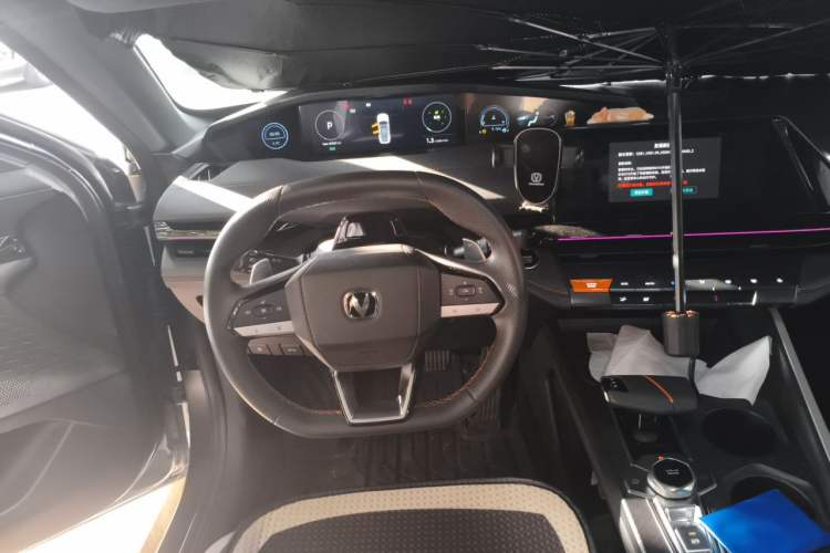 Used CHANGAN UNI-V 2023 1.5T Prestige Model Steering Wheel