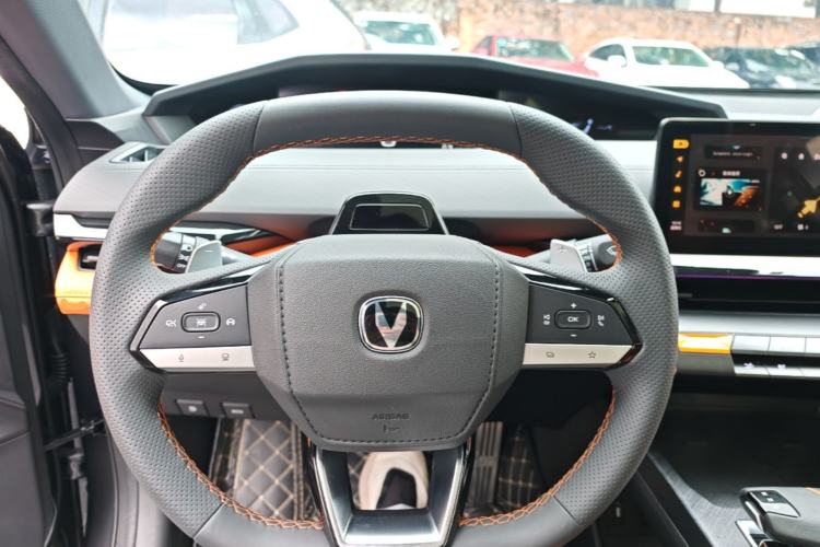 Used CHANGAN UNI-V 2023 1.5T Sport Edition Steering Wheel