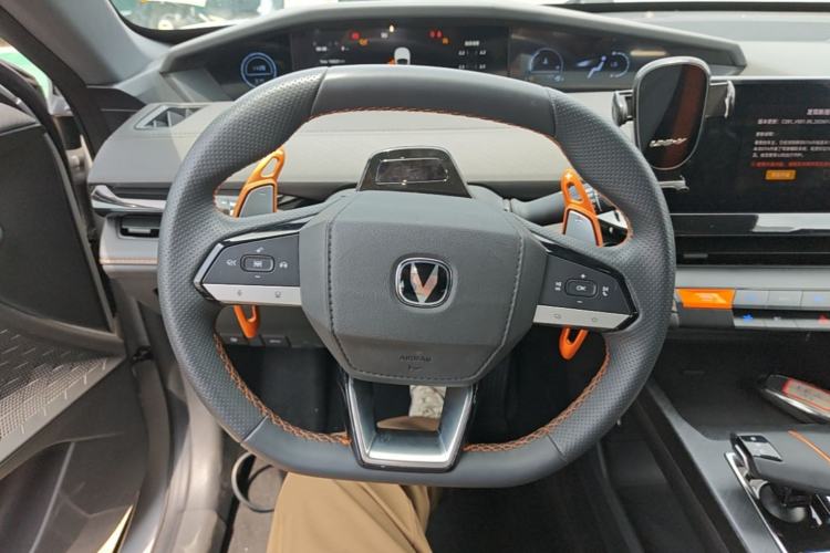 Used CHANGAN UNI-V 2023 1.5T Prestige Model Steering Wheel