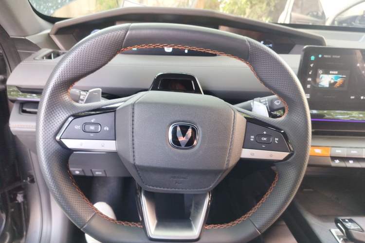 Used CHANGAN UNI-V 2023 1.5T Prestige Model Steering Wheel