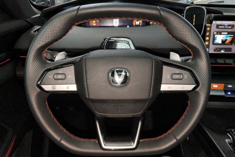 Used CHANGAN UNI-V 2023 1.5T Prestige Model Steering Wheel
