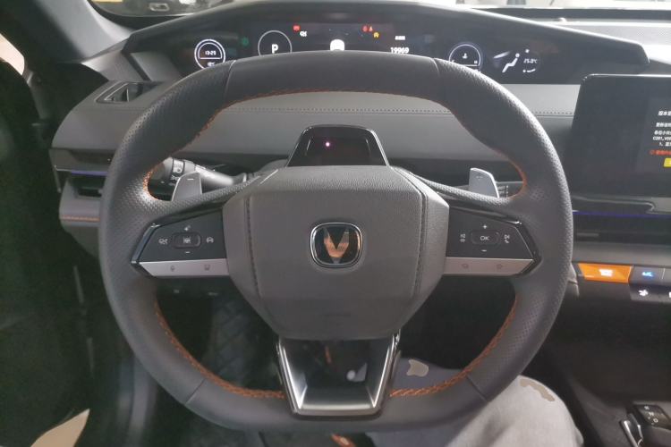 Used CHANGAN UNI-V 2023 1.5T Prestige Model Steering Wheel