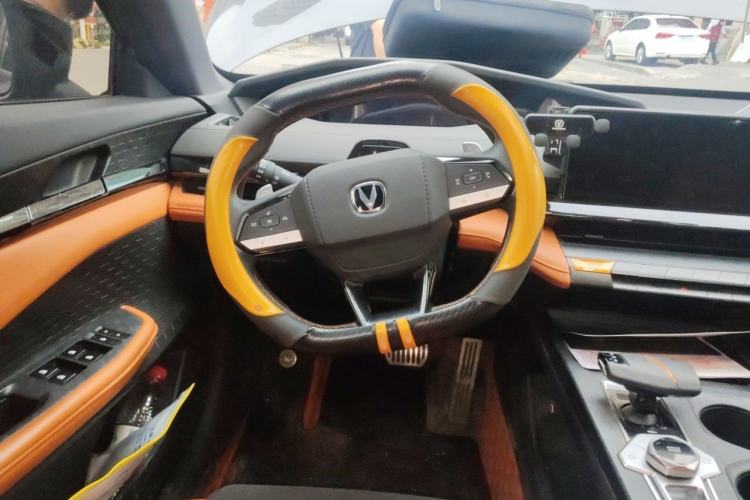 Used CHANGAN UNI-V 2023 1.5T Sport Edition Steering Wheel