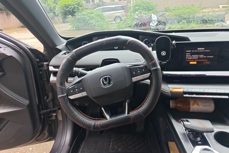 Used CHANGAN UNI-V 2023 1.5T Prestige Model Steering Wheel