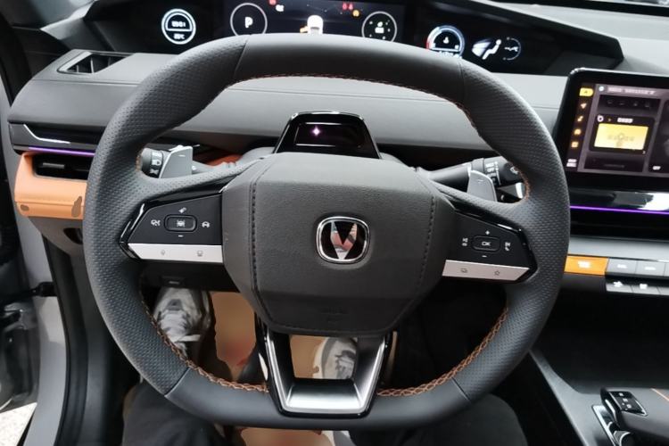 Used CHANGAN UNI-V 2023 1.5T Sport Edition Steering Wheel