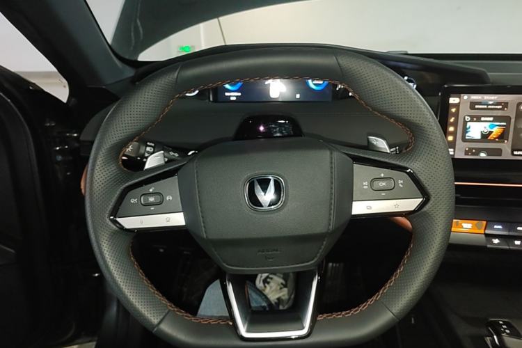 Used CHANGAN UNI-V 2023 1.5T Sport Edition Steering Wheel